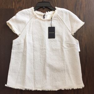 J.O.A NWT Women’s short sleeve fringe top